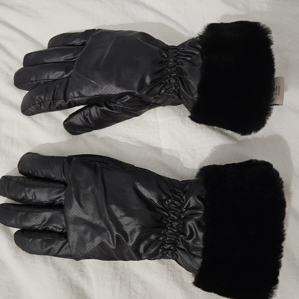 UGG gloves